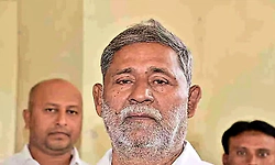 Davanagere: ಜಮೀರ್‌ ಅಲ್ಲ, ಯಾರೇ ಬಂದು ಹೇಳಿದ್ರೂ ನಾನು ಬಗ್ಗಲ್ಲ: ಸಾದಿಕ್‌