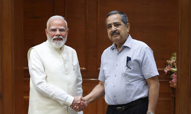 Govt reconstitutes Niti Aayog