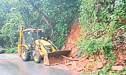 Western Ghats: ಸರಣಿ ಭೂಕುಸಿತಗಳಿಂದ ನಲುಗುತ್ತಿದೆ ಪಶ್ಚಿಮ ಘಟ್ಟ