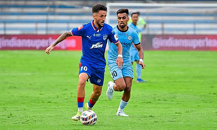 ISL: ಮುಂಬೈ ವಿರುದ್ಧ ಡ್ರಾ ಸಾಧಿಸಿದ ಬೆಂಗಳೂರು