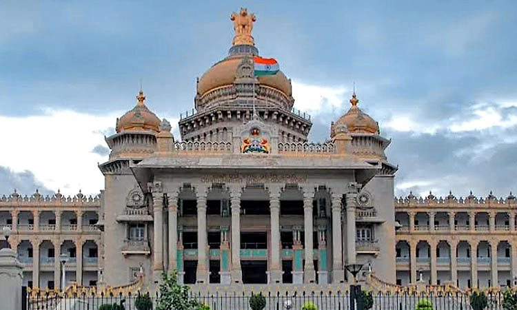 72 ಸಾವಿರ ಹುದ್ದೆ ಭರ್ತಿಗೆ ಅಧಿಕಾರಿಗಳಿಗೆ ಹೊಣೆ: ಸರ್ಕಾರ ಆದೇಶ 