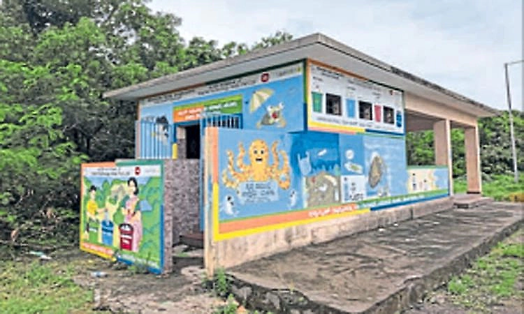 Poor upkeep leaves Mullikatte truck bay restroom and rest room unusable