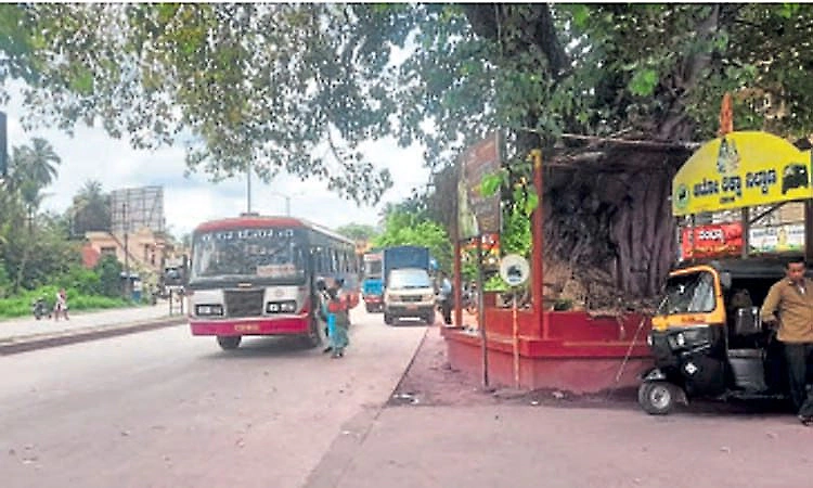 Parkala residents seek bus shelters despite upgraded highway