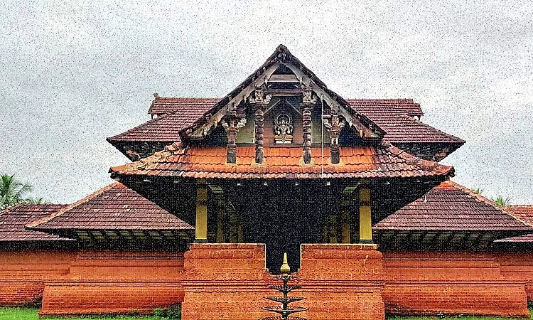 ಮಗಳು ಅಂತರ್ಜಾತಿ ವಿವಾಹವಾದಳೆಂದು ತಂದೆಯನ್ನು ಕೆಲಸದಿಂದ ಅಮಾನತುಗೊಳಿಸಿದ ದೇವಸ್ಥಾನ ಸಮಿತಿ!