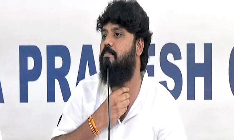 ಶಾಸಕ ಪ್ರದೀಪ್‌ ಈಶ್ವರ್‌ವಿರುದ್ಧ  ಜಾಮೀನು ರಹಿತ ಬಂಧನ ವಾರಂಟ್