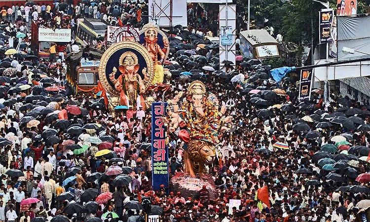 ಮುಂಬಯಿ: ಸೆ.25ರಂದು ಗಣಪತಿಗೆ ವಿದಾಯ-23 ಸಾವಿರ ಪೊಲೀಸರ ನಿಯೋಜನೆ; ಸಿಸಿ ಕೆಮರಾ ಕಣ್ಗಾವಲು