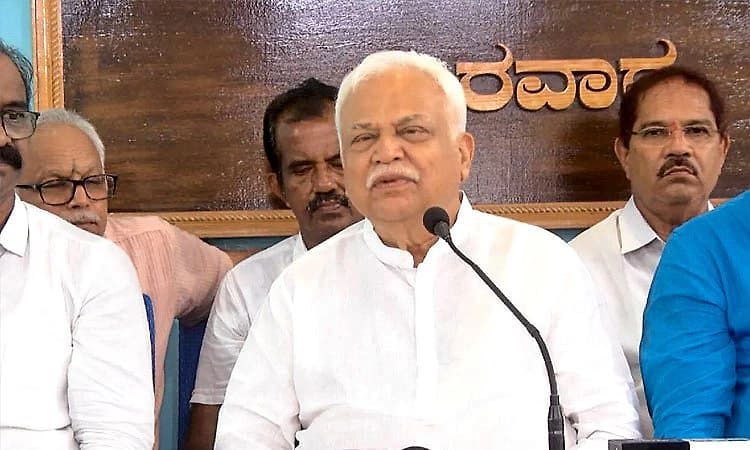 ಸಿಎಂ ಕುರ್ಚಿ ಒಪ್ಪಂದದ ಮಾಹಿತಿ ಇಲ್ಲ:ದೇಶಪಾಂಡೆ