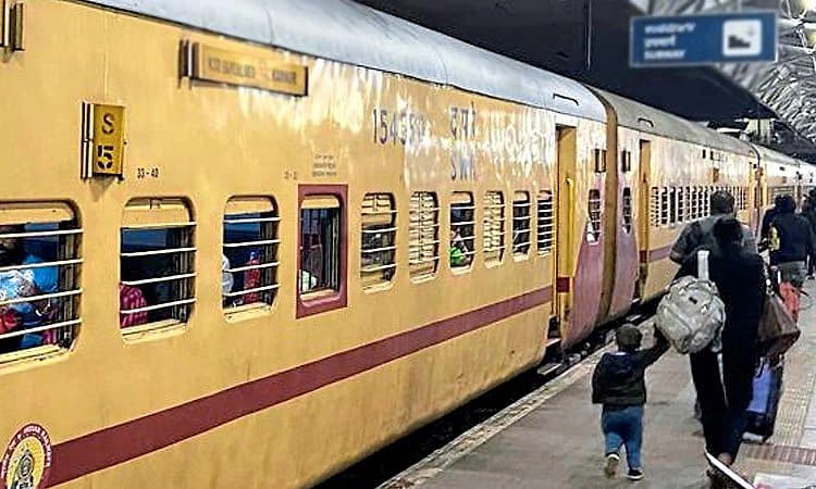 Mangaluru: ಪ್ರಯಾಣಿಕರ ದಟ್ಟಣೆ ಹಿನ್ನೆಲೆ: ಹೆಚ್ಚುವರಿ ಬೋಗಿ ಸೇರ್ಪಡೆ