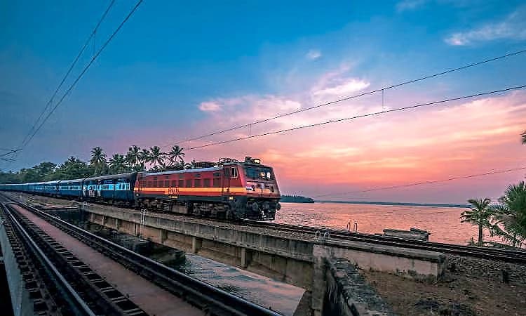 Railway revolution: 2 ದಶಕದಲ್ಲೇ ಈ ವರ್ಷ ಕಡಿಮೆ ಅಪಘಾತ!