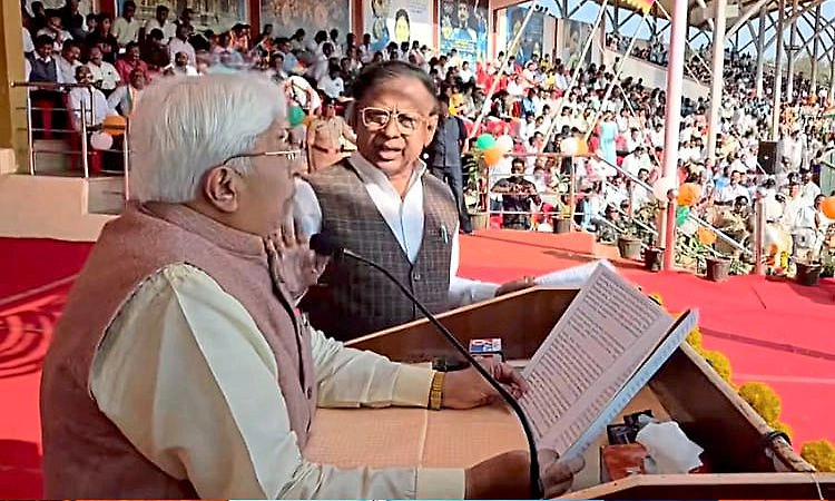 Gadag Republic Day event sees exchange between minister H K Patil and BJP MLC