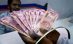 Karnataka Guv highlights constitutional values, inclusive growth, strong federalism in R-Day address