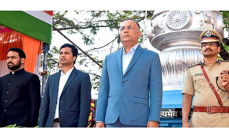 Mangaluru: ದ.ಕ. ಜಿಲ್ಲಾಡಳಿತ ವತಿಯಿಂದ ಜಿಲ್ಲಾ ಮಟ್ಟದ ಗಣರಾಜ್ಯೋತ್ಸವ