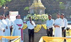 ಕಾರ್ಕಳ: ಅತ್ತೂರು ಬಸಿಲಿಕಾ ವಾರ್ಷಿಕ ಮಹೋತ್ಸವಕ್ಕೆ ಚಾಲನೆ