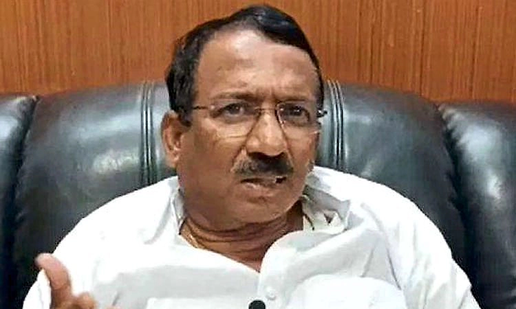 ಅಧಿವೇಶನದಲ್ಲಿ ಉತ್ತರ ನೀಡಿ ‘ನಶೆ’ ಇಳಿಸಲು ಕಾಯುತ್ತಿದ್ದೇನೆ: ತಿಮ್ಮಾಪುರ  