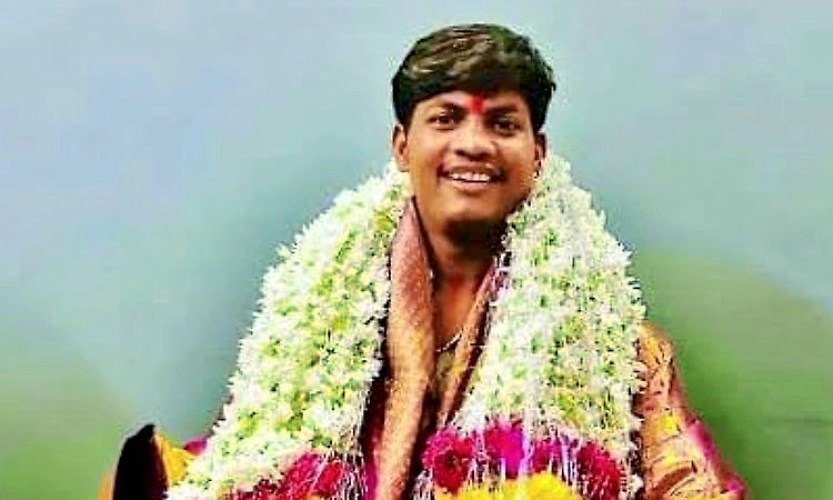 POCSO case filed against self-styled godman Mallikarjun Mutya in Yadgir