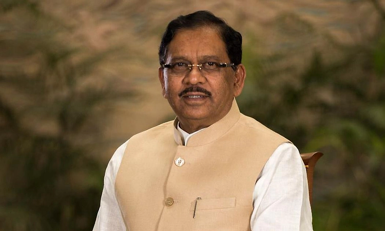 K'taka Minister Parameshwara distances himself from 'next CM' slogans raised by supporters