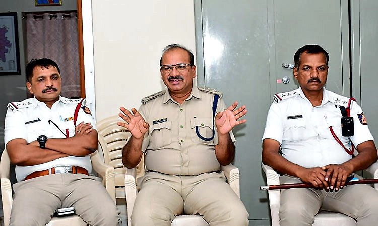 Helmet to be mandatory for two-wheeler riders in Kalaburagi from March 5