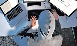 Mangaluru: ಬ್ಯಾಂಕ್ ಖಾತೆ ಪಡೆದು ಸೈಬರ್ ವಂಚನೆಗೆ ಬಳಕೆ: ಜೀವ ಬೆದರಿಕೆ