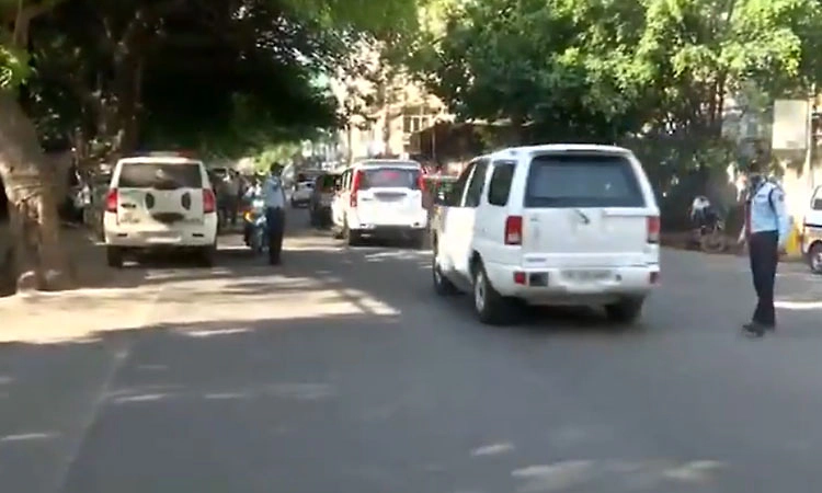 ತಾಯಿಯೊಂದಿಗೆ ಆಸ್ಪತ್ರೆಯಲ್ಲಿ ಉಳಿದ ರಾಹುಲ್ ಗಾಂಧಿ:ಕೇರಳ ಪ್ರವಾಸ ರದ್ದು