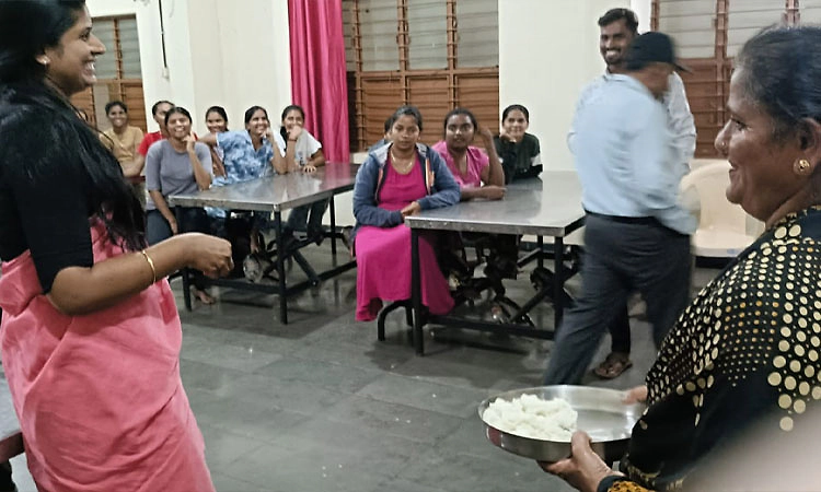 Hunsur: ಈ ಹಾಸ್ಟೆಲ್ ನಲ್ಲಿ ಊಟ, ಶುಚಿತ್ವಕ್ಕೂ ಕೊರತೆ