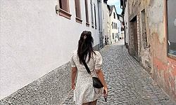 ಇನ್‌ಸ್ಟಾಗ್ರಾಮ್‌ನಿಂದಲೇ ತಿಂಗಳಿಗೆ 7 ಲಕ್ಷ ರೂ. ಗಳಿಕೆ: ಹೊಸ ಹಾದಿ ಹಿಡಿದ ಈ ಖ್ಯಾತ ನಟಿ.!