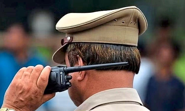 ನಿಷೇಧಿತ ಚುನಾವಣ ಪ್ರಚಾರ ಬ್ಯಾನರ್‌ ವಶ: ದಂಡ