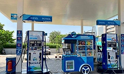 ಲೀ. ಪೆಟ್ರೋಲ್‌ಗೆ ₹5, ಡೀಸೆಲ್‌ಗೆ ₹3 ಹೆಚ್ಚಿಸಿದ ನಯಾರಾ ಎನರ್ಜಿ!