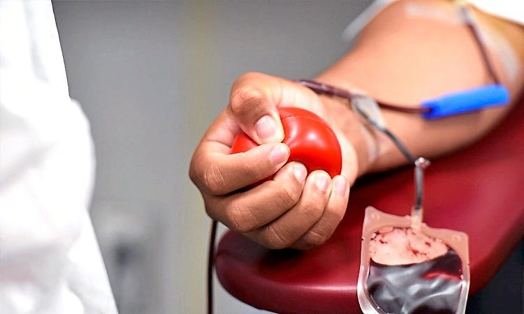 ಆಸ್ಪತ್ರೆಗಳಲ್ಲಿ ಎದುರಾಗಿದೆ "ರಕ್ತ' ಕೊರತೆ!