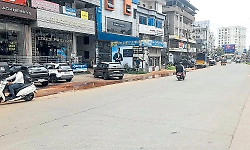Udupi: Lack of bus shelters at Kadiyali causes hardship for commuters
