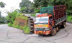ಆಗುಂಬೆ ಘಾಟಿ: ಸೆ.30ರವರೆಗೆ ಘನ ವಾಹನ‌ ಸಂಚಾರ ನಿಷೇಧ