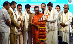 ಕಂಬಳ ತುಳುನಾಡಿನ ಸೀಮೆ ದಾಟಬಾರದು:ಡಾ.ವಿಶ್ವ ಸಂತೋಷ ಭಾರತೀ ಸ್ವಾಮೀಜಿ