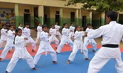 ರಾಜ್ಯದ 13 ಲಕ್ಷ ವಿದ್ಯಾರ್ಥಿಗಳಿಗೆ ಸ್ವಯಂ ರಕ್ಷಣೆ ತರಬೇತಿ