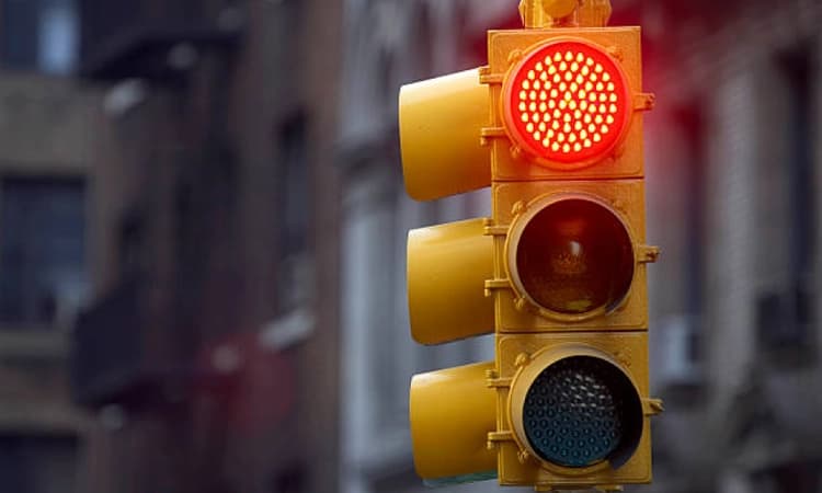 K'taka govt approves installation of 'adaptive traffic signals' at 110 junctions in Bengaluru