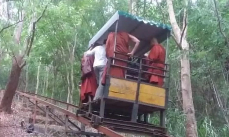 ಶ್ರೀಲಂಕಾದಲ್ಲಿ ಕೇಬಲ್‌ ರೈಲು ಪಲ್ಟಿ: ಭಾರತೀಯ ಸೇರಿ 7 ಮಂದಿ ಸಾವು