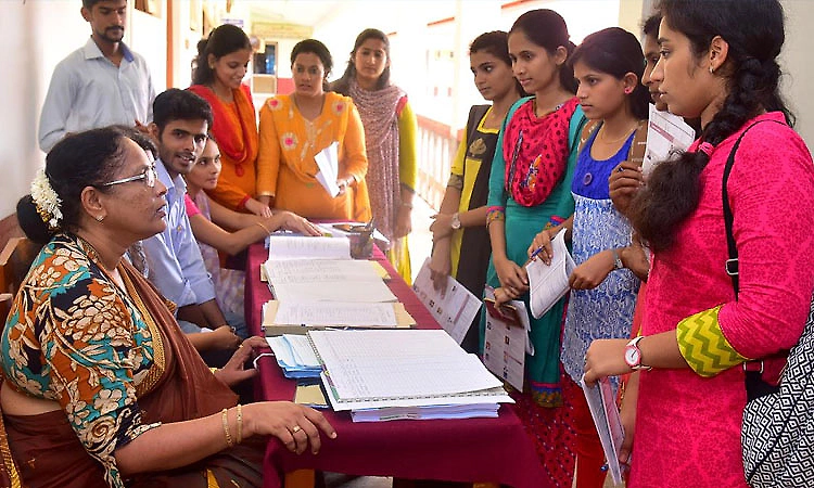 No change in postgraduate course admission fees: Education Department