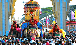 ದಸರಾ ಉತ್ಸವ: ಈ ಬಾರಿ ಮೆರವಣಿಗೇಲಿ 15 ಜಿಲ್ಲೆಯ ಸ್ತಬ್ಧಚಿತ್ರಕ್ಕೆ ಅವಕಾಶ