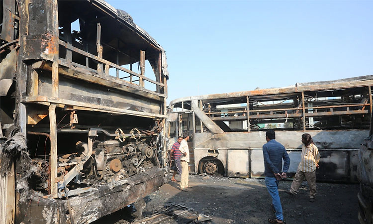 Bhopal: ಬಸ್ ಟರ್ಮಿನಲ್‌ನಲ್ಲಿ ಭಾರೀ ಅಗ್ನಿ ಅವಘಡ, 8 ಬಸ್‌ಗಳು ಭಸ್ಮ: ತಪ್ಪಿದ ಭಾರಿ ಅನಾಹುತ