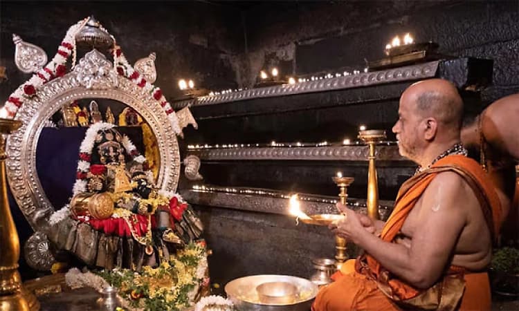 Makar Sankranti festival and Rathotsava to be held at Puttige Matha on January 14