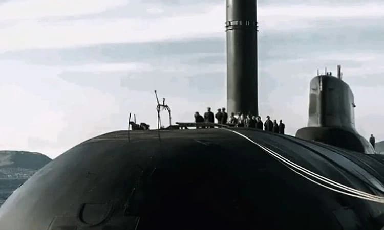 ಉತ್ತರ ಕೊರಿಯಾ; ಮೊದಲ ಪರಮಾಣು ಚಾಲಿತ ಜಲಾಂತರ್ಗಾಮಿ ನೌಕೆಯ ಪ್ರಗತಿ ಪ್ರದರ್ಶನ!