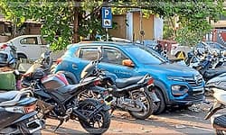 Vitla: ಪಾರ್ಕಿಂಗ್ ಸಮಸ್ಯೆ: ಸಭಾಂಗಣದ ಪರವಾನಿಗೆ ಮರುಪರಿಶೀಲಿಸಲು‌ ಪೊಲೀಸರಿಂದ ಪತ್ರ