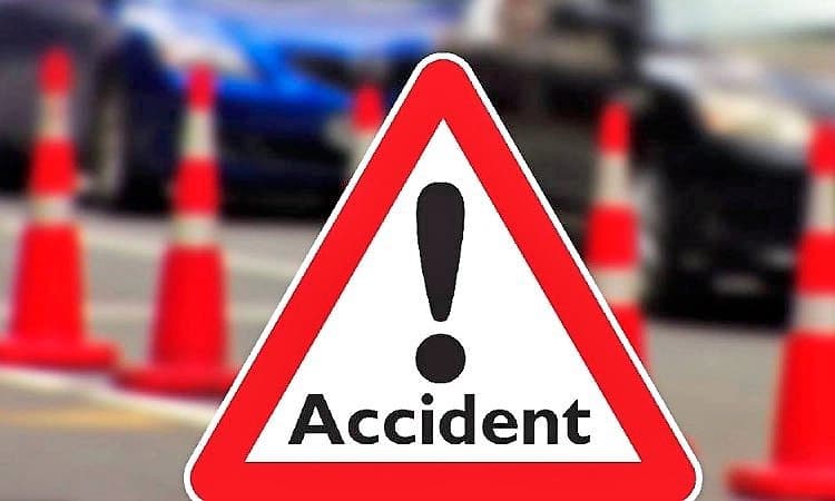 Manipal: ಬೈಕ್‌-ಪಿಕ್ಅಪ್‌ ಢಿಕ್ಕಿ; ಸವಾರ ರಸ್ತೆಗೆ ಬಿದ್ದು ತೀವ್ರ ಗಾಯ