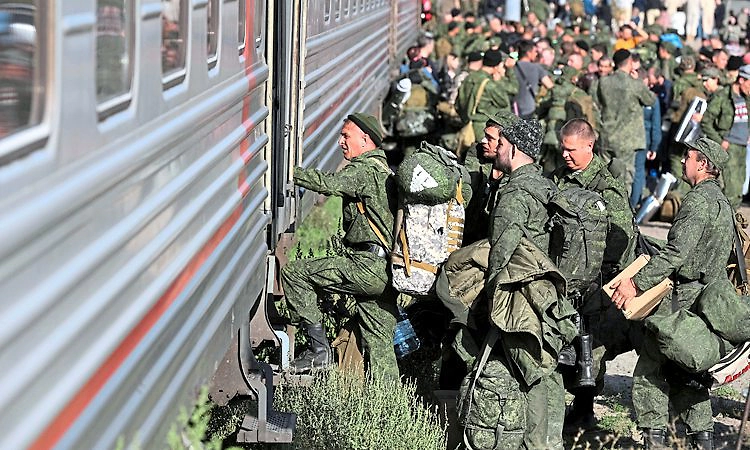 ರಷ್ಯಾದಲ್ಲಿ ಕೆಲಸದ ಆಸೆ ತೋರಿಸಿ ಸೇನೆಗೆ ಮಾರಾಟ