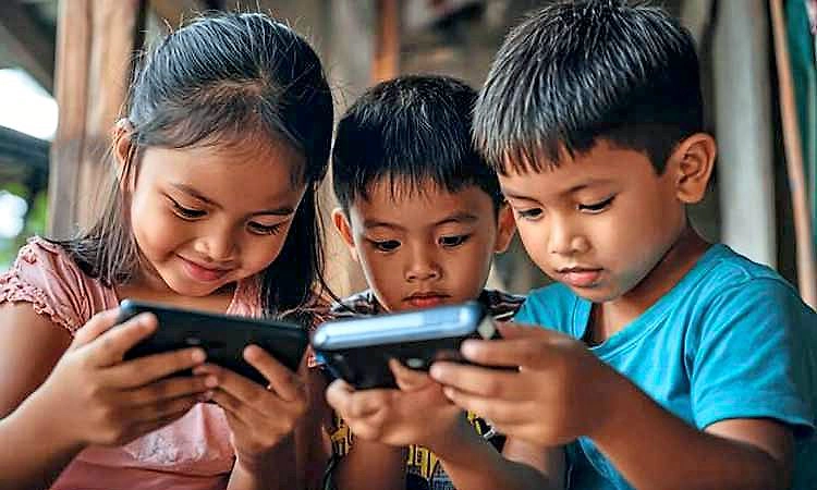 ಆಸೀಸ್‌ ಬಳಿಕ ಫ್ರಾನ್ಸಲ್ಲೂ ಮಕ್ಕಳಿಗೆ ಜಾಲತಾಣ ಬಂದ್‌!