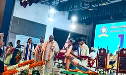 Bidar: ಕರ್ನಾಟಕ ಪಶುವೈದ್ಯಕೀಯ, ಪಶು ಹಾಗೂ ಮೀನುಗಾರಿಕೆ ವಿಜ್ಞಾನಗಳ ವಿ.ವಿ ಘಟಿಕೋತ್ಸವ