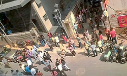 Earthquake: ಕೋಲ್ಕತ್ತಾದಲ್ಲಿ ಪ್ರಬಲ ಭೂಕಂಪನ: ಕಚೇರಿಗಳಿಂದ ಹೊರಗೋಡಿದ ಜನ