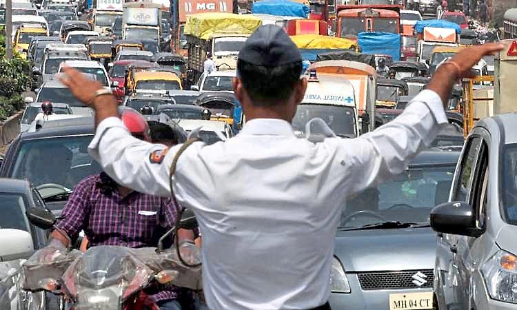 Newdelhi: ಟ್ರಾಫಿಕ್‌ ನಿಯಮ ಮುರಿದ್ರೆ ಶೀಘ್ರವೇ ಲೈಸೆನ್ಸ್‌ ರದ್ದು?