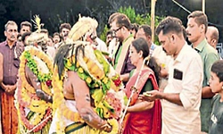 ಕೇರಳ ವಿಧಾನಸಭಾ ಚುನಾವಣೆ: ಕಾಸರಗೋಡು, ಮಂಜೇಶ್ವರ: ಅಭ್ಯರ್ಥಿಗಳ ಟೆಂಪಲ್‌ ರನ್‌