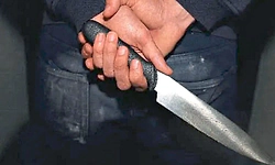 Chincholi: ಅಕ್ರಮ ಮಣ್ಣುಸಾಗಾಟ ಲಾರಿ ತಡೆದ ಗ್ರಾಮಸ್ಥರಿಗೆ ಚಾಕು ತೋರಿಸಿ ಬೆದರಿಕೆ