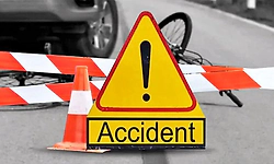 Padubidri: ಕಾರು ಢಿಕ್ಕಿ: ಮಹಿಳೆಗೆ ಗಾಯ