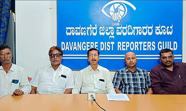 ಗೋಹತ್ಯೆ ನಿಲ್ಲಿಸಿ, ಗೋವನ್ನು ರಾಷ್ಟ್ರೀಯ ಪಶು ಎಂದು ಘೋಷಿಸಿ: ವಿಶ್ವ ಮುಸ್ಲಿಂ ಪರಿಷತ್ ಆಗ್ರಹ